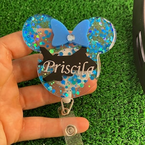 Porte-carte rétractable en résine à paillettes personnalisé Mickey, nom de travail classique, bobine d'insigne