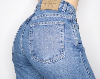 90s Calvin Klein High Waisted Jeans (S/M)