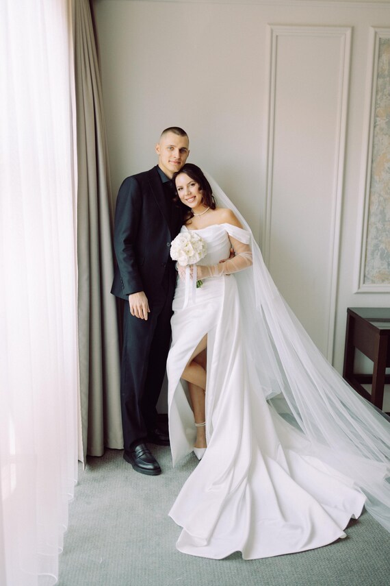 Sheer Tulle Cathedral Wedding Veil - Elegant Bridal Veil - Etsy display picture 3