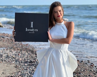 Satin A-Line Halter Wedding Dress Floor Length Bow Back Modern Bridal Gown Elegant Style 2025 "Mintare"