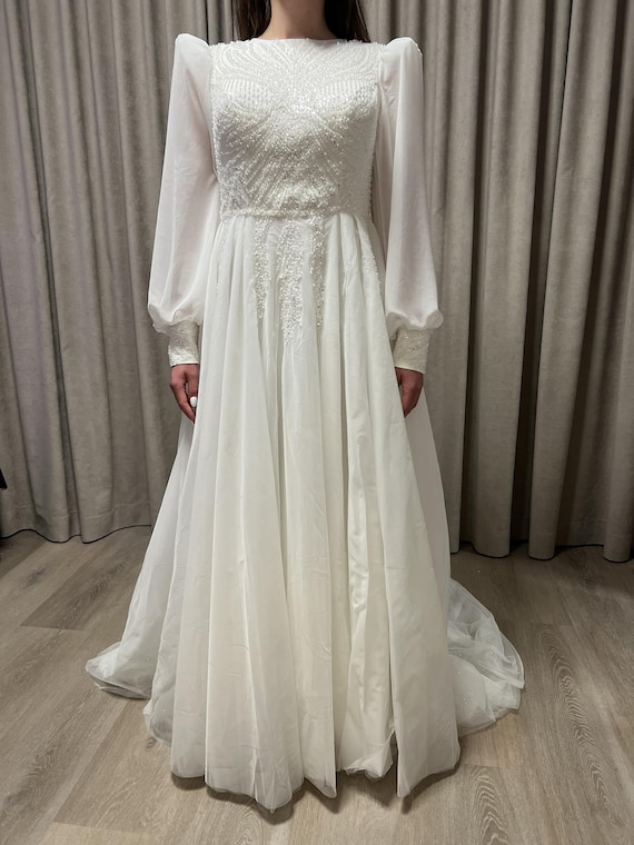 Beading Appliques Tulle Puffy Sleeve A Line Wedding Dress Beading Appliques Tulle Puffy Sleeve A Line Wedding Dress