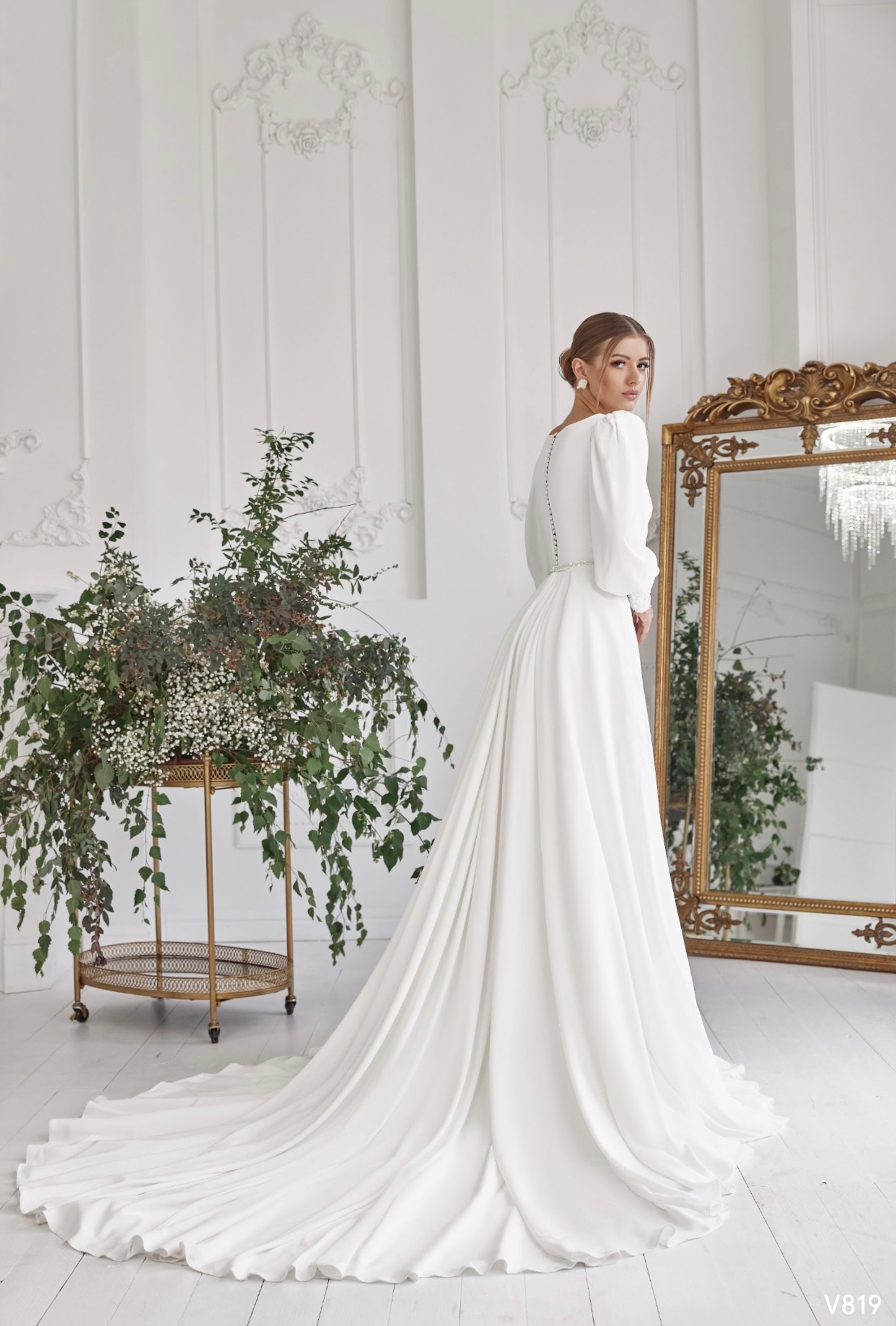 A-line Sweetheart Neck Long Sleeves High Slit Dresses White