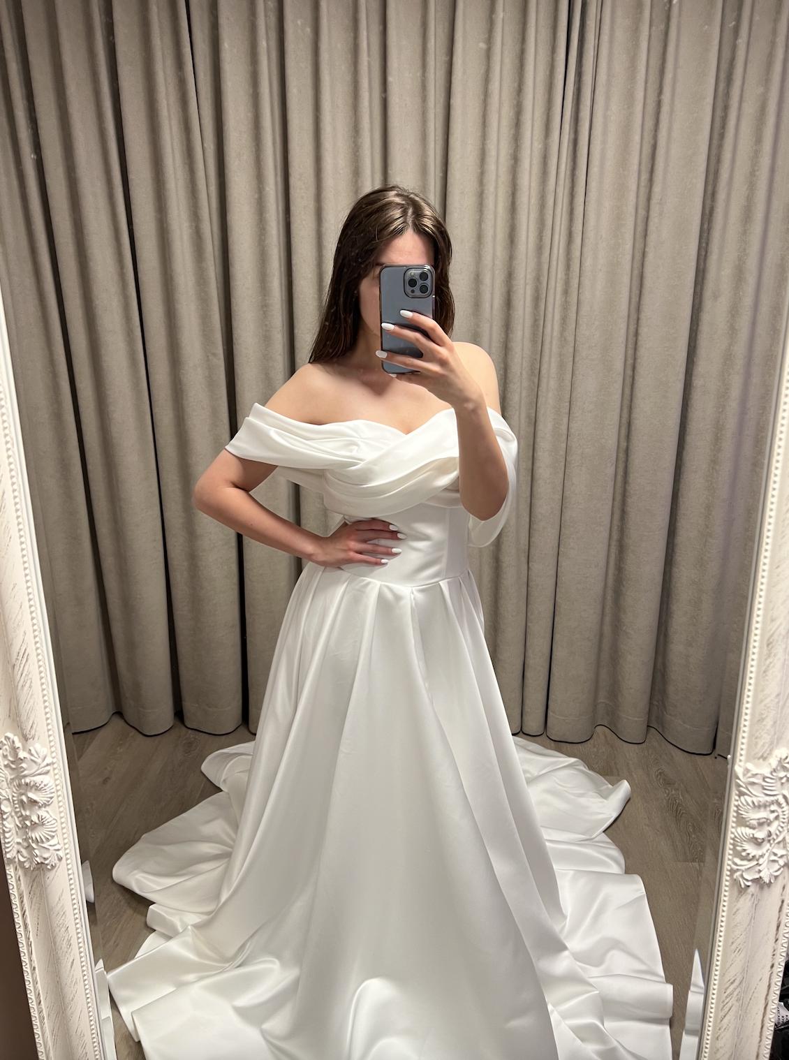 Satin off the Shoulder Wedding Dress A-line Bridal Gown Sweetheart Neckline  Corset Back Low Back “vace” - Etsy UK
