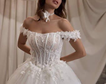【SCULPTOR】Princess Off-Shoulder Tee White Princess Off-Shoulder Tee White – Sculptor