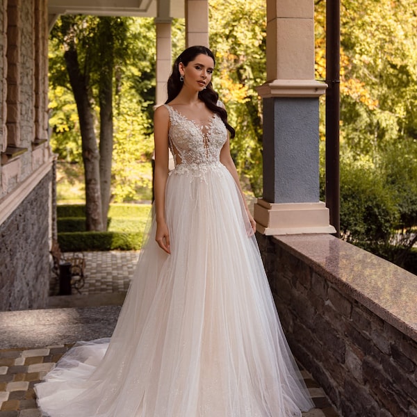 Extra Long Train Wedding Dress - Etsy