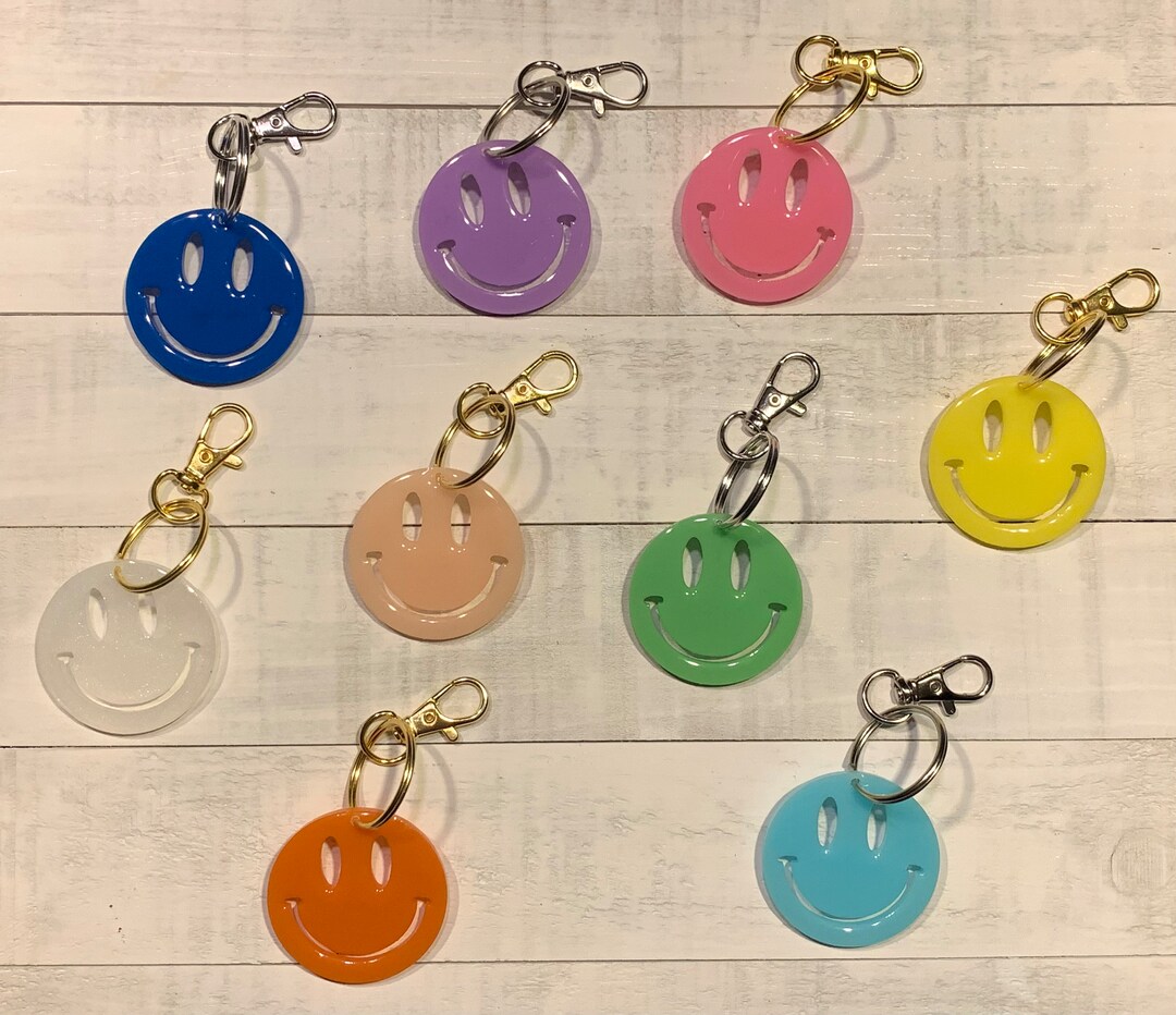 Smiley Face Retro Keychain, Multicolor Happy Face Keychain, Cute Women