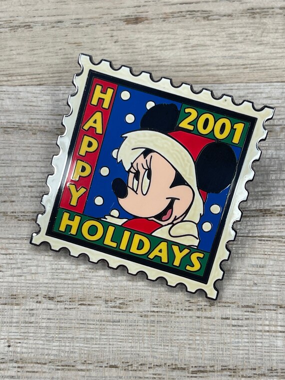 Minnie Happy Holidays 2001 Disney Pin | Disney Pin Trading