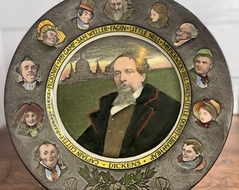 Charles Dickens Royal Doulton Antique Collector Plate, 10.5 inch