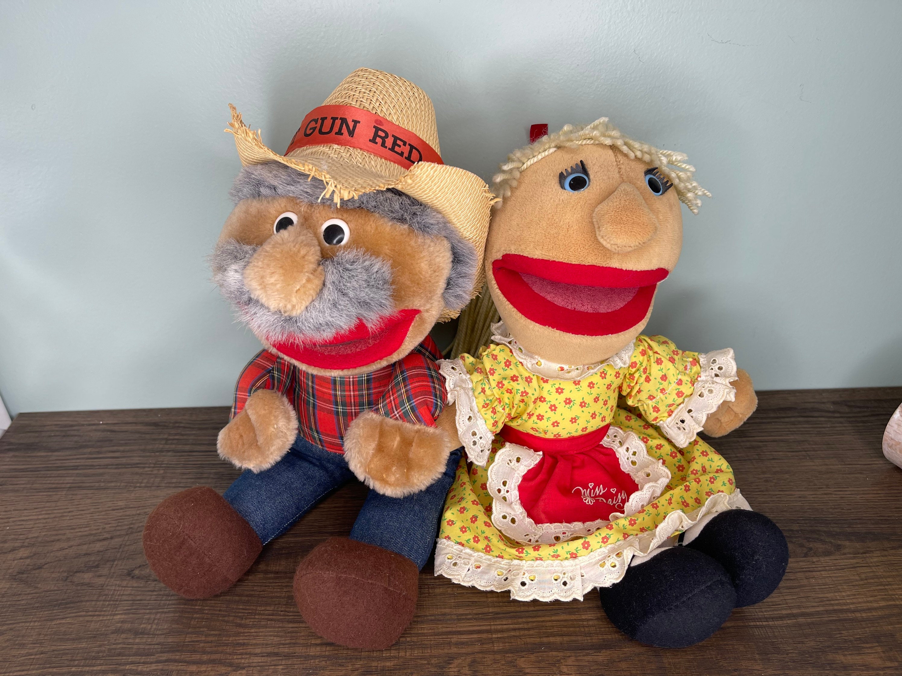 Hee Haw Shotgun Red and Signed Miss Daisy, Nashville Now, Steve