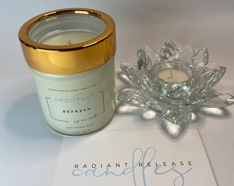 Refresh - White Peach and Silk Blossoms Scented Candle