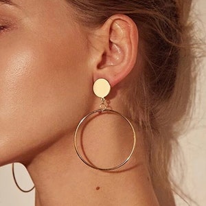 Gold hoop clip-on earrings image 3