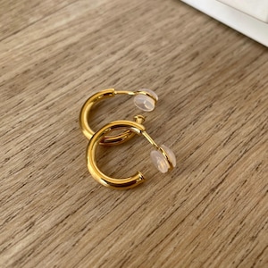 Gold U-shaped clip-on earrings, painless, small hoops