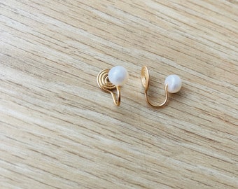 Boucles d'oreilles petite perle clip U sans douleur