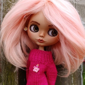 RESERVEDBlythe custom doll Ooak art doll, bjg, clothes for Blythe doll, gift for her, Pink hair, collectible doll image 3