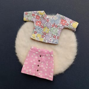 Blythe Doll Clothes: Floral Shirt & Pink Corduroy Skirt, 1/6 Scale