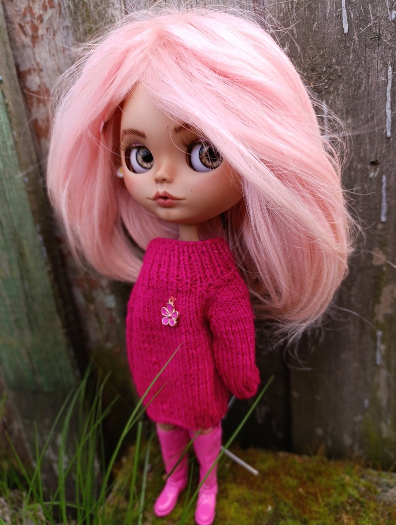 RESERVEDBlythe custom doll Ooak art doll, bjg, clothes for Blythe doll, gift for her, Pink hair, collectible doll image 9