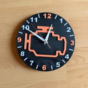 Check Engine Wanduhr 23 cm, 3D gedruckte Auto Uhr, Garage Deko, Geschenk für Mechaniker, Tuning Fan Geschenk
