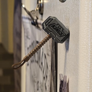 LA KINGS Thor Hammer Fridge Magnet