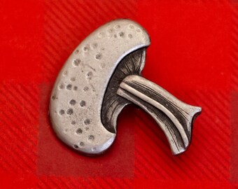 Vintage Silver Tone Abstract Mushroom Unique Brooch by Metzke - O33