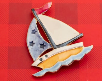 Vintage Art Deco Sailboat Porcelain Delicate Brooch - O8