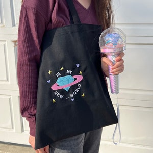 Seventeen In My New _World Tote Bag
