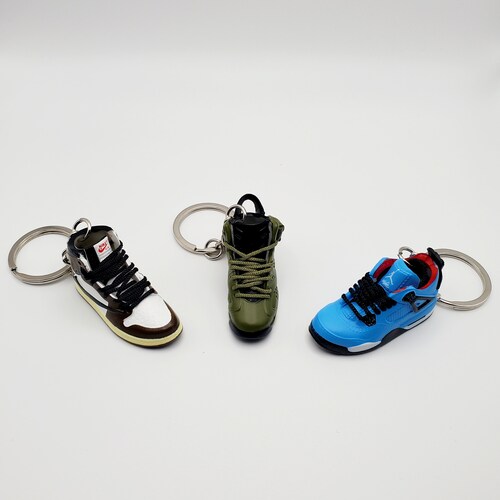 3D Mini Sneaker Keychain With Shoe Boxaj1court Etsy