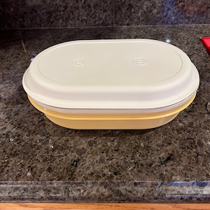Vintage Tupperware 3 st. Server Harvest Goud en Amandel