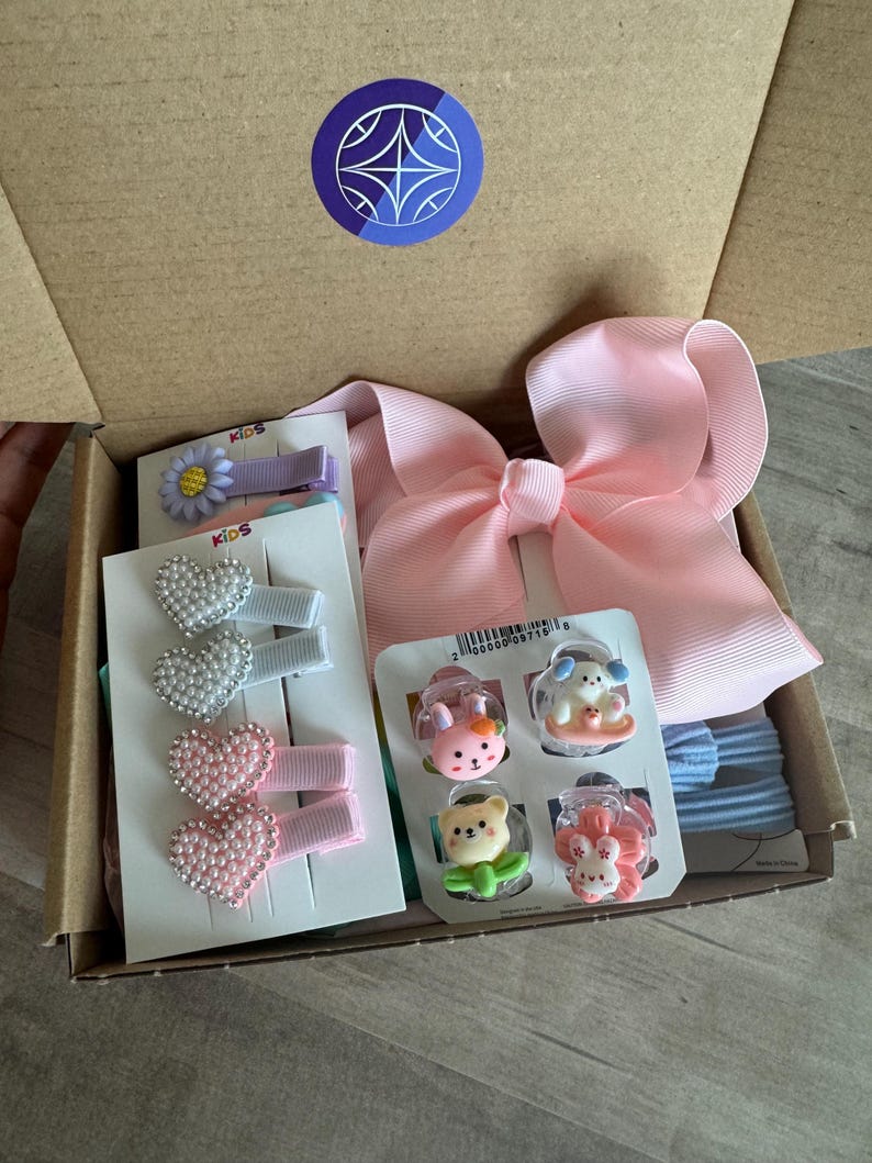 Baby Girl Gift Box – Newborn Baby Shower Gift – Cute Pink Self Care ...