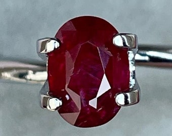 Rubí natural de 1,02 quilates, talla ovalada mixta, gema suelta / Corindón rojo sin tratamiento térmico, piedra de nacimiento de julio