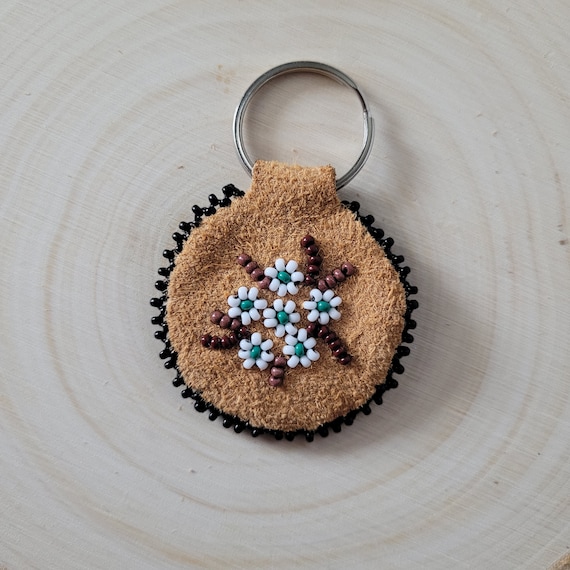 Labrador Tea Flowers, Beaded Keychain, Beaded Labrador Tea Flowers
