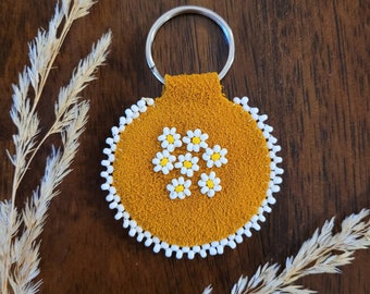 Beaded Keychain, Beaded Daisy Flowers