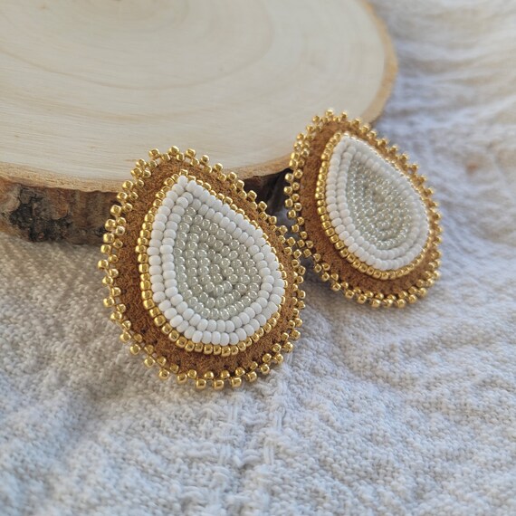 Boucles D'oreilles Indigènes Blanches Lisses En Coquilles Dentium Naturelles - 1/4 Lb - Pièces Rares