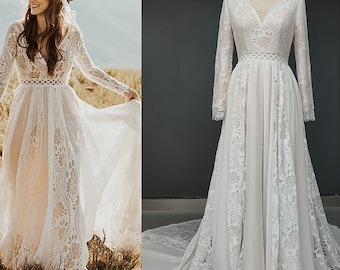 Boho A Line Lace Wedding Dresses For Women,Bohemian Long Sleeves Wedding Gowns,Country Outdoor V Neck Wedding Bridal Dress