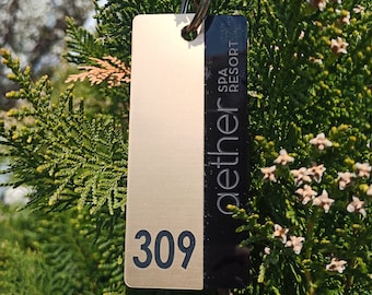 Modern Hotel-Motel Key Tag 2colors