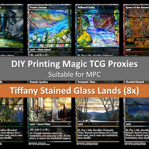 Könnte beinhalten: Acht Magic: The Gathering Landkarten mit Buntglaskunst im Tiffany-Stil. Die Karten sind betitelt mit "Misty Rainforest", "Prairie Stream", "Polluted Delta", "Grove of the Burnwillows", "Wooded Foothills", "Temple Garden", "Prismatic Vista" und "Flooded Strand".