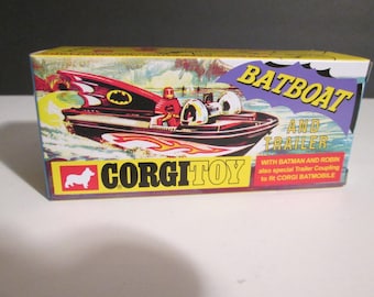 Corgi 107 Batboat, Early Issue Tin Fin, Mint In Lovely Box | UK