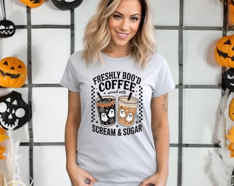 Freshly Boo'd Coffee T-Shirt: Lustiges Halloween-Geist-Grafik-T-Shirt