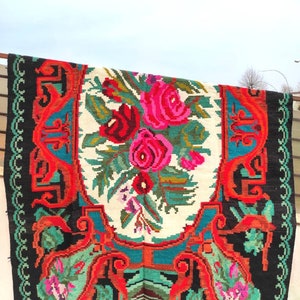 Vintage Romanian rug, handmade wool carpet, kelim Bessarabian art, hand-woven in the 70s, tapis moldave, boho floral style, 300x190cm.