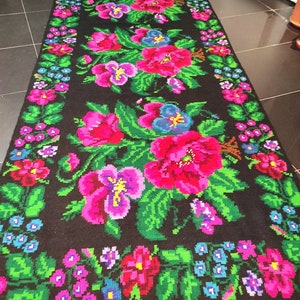 Vintage Romanian rug, handmade wool carpet, kelim Bessarabian art, hand-woven in the 70s, tapis moldave, boho floral style, 375x160cm.