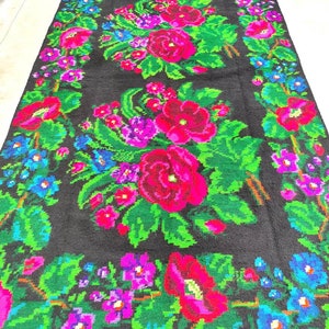 Vintage Romanian rug, handmade wool carpet, kelim Bessarabian art, hand-woven in the 60s, tapis moldave, boho floral style, 270x154cm.