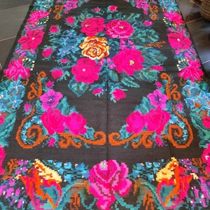 Vintage Romanian rug, handmade wool carpet, kelim Bessarabian art, hand-woven in the 70s, tapis moldave, boho floral style, 340x182cm.