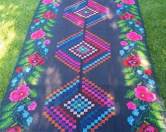 Vintage romanian rug, handmade wool runner,kelim Bessarabian art, hand-woven in the 70s, tapis moldave,boho floral style,460x135cm.