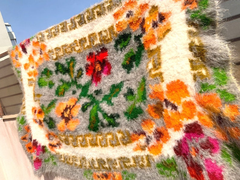 tapis roumain vintage, tapis en laine fait main, art transylvanien kelim, tissé à la main dans les années 60, style bohème rustique, tapis roumain, 220 x 160 cm. image 6