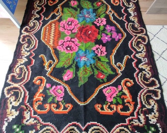 tapis roumain vintage, tapis en laine fait main, kelim art rural bessarabien, tissé à la main dans les années 80, tapis moldave, style floral bohème, 220x130cm.