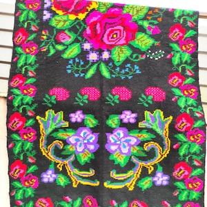 Vintage Romanian rug,handmade wool rug, kilim Bessarabian art, tapis moldave, hand-woven in the 50s, boho floral style, 335x140cm.