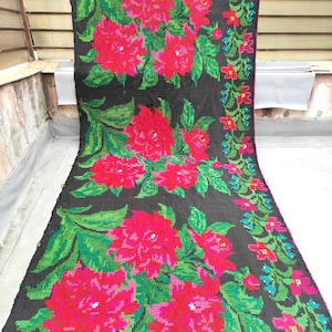 Vintage romanian rug, handmade wool runner, kelim Bessarabian art, hand-woven in the 50s, tapis moldave, boho floral style, 340x140cm.