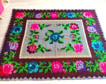 Vintage Romanian rug,handmade wool rug,kelim Transylvanian-Maramureș art, hand-woven in the 50s, cozy boho style, tapis roumain,180x145cm.