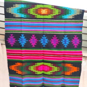 Vintage Romanian rug, handmade wool runner, tapis moldave, hand-woven in the 70s, kelim Moldavian boho runner, 380x140cm.