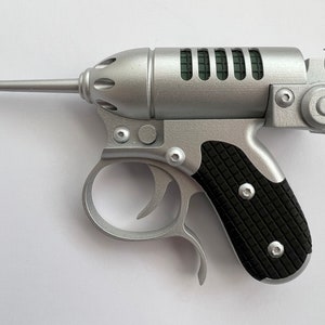 Noisy Cricket from Men in Black Prop Replica 3D Printing file