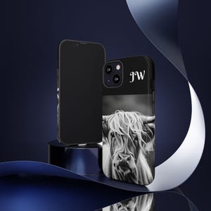 カスタマイズ可能な黒と白のハイランド牛のタフケースの携帯電話ケース